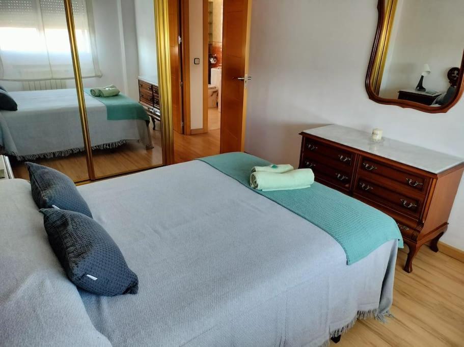 אלקאלה דה הנארס Apartamento Deluxe El Camino מראה חיצוני תמונה